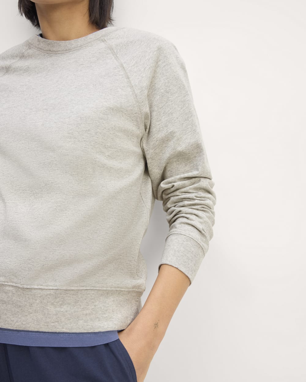 The Off-Duty Long-Sleeve Tee in Pale Heather Grey — detail view