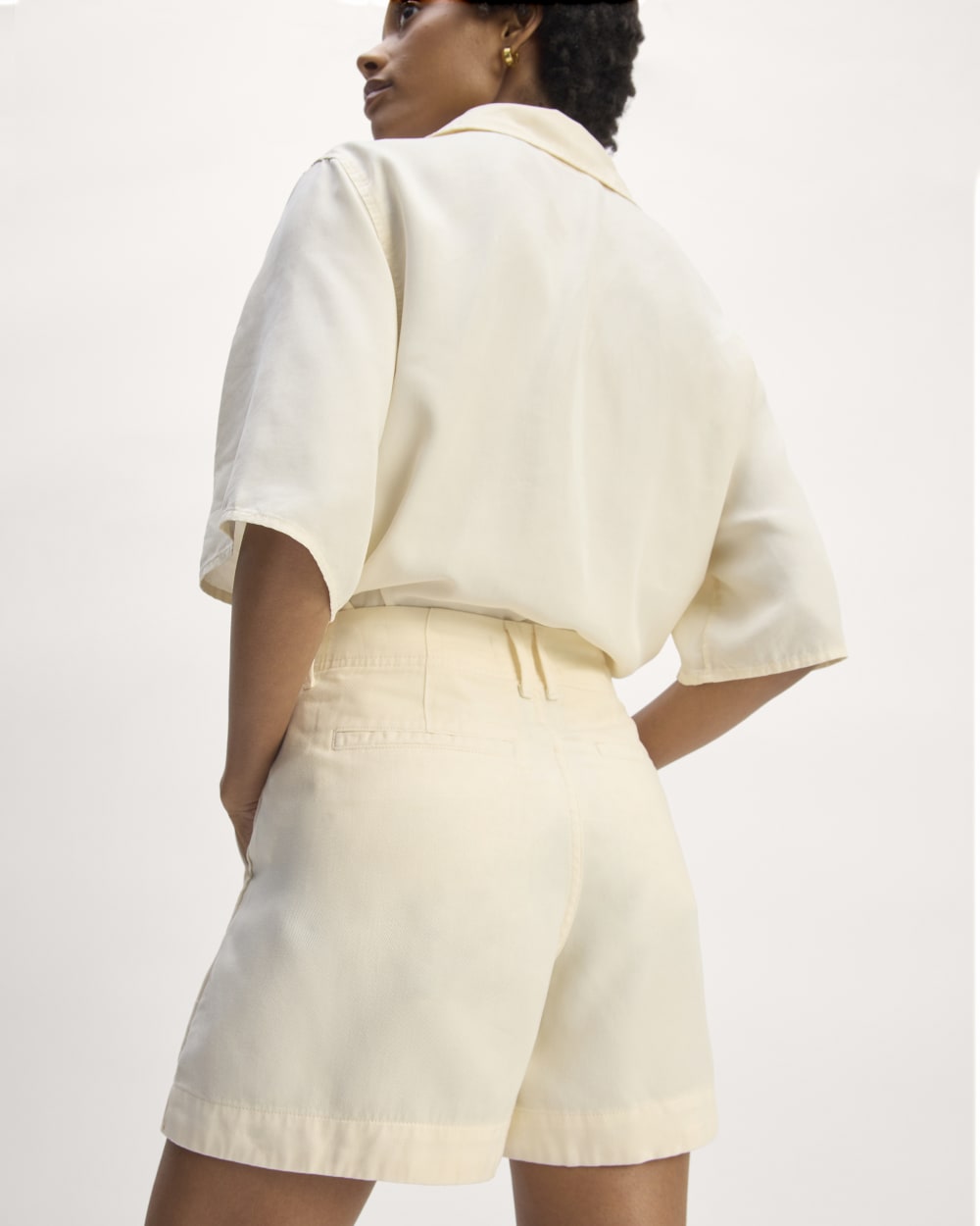 The Utility Short in Buttersoft in Bone — detail view