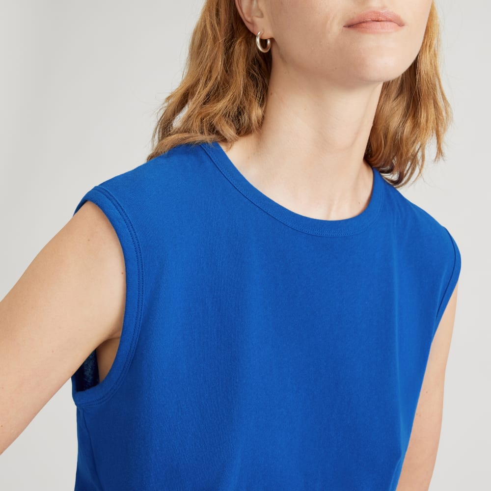 The Air Muscle Tank in Mazarine Blue — detail view