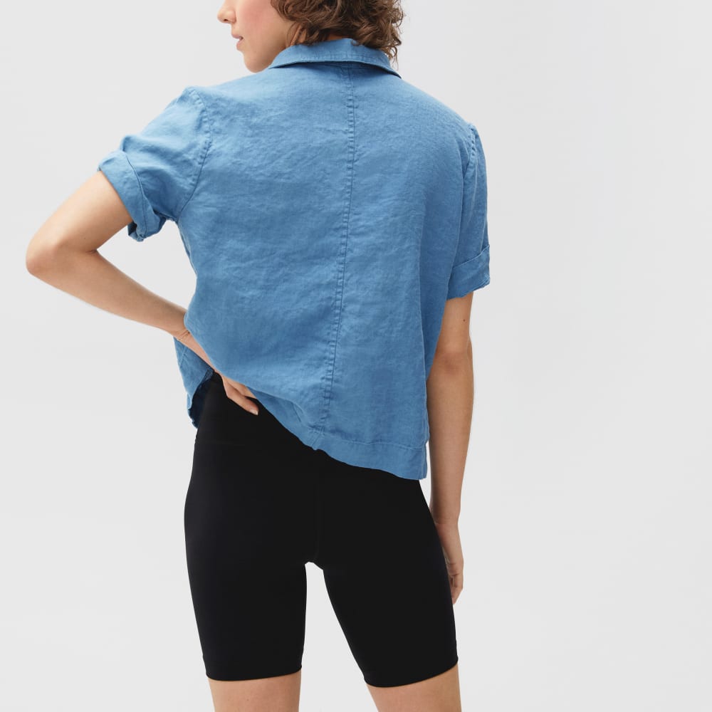 The Linen Workwear Shirt in Aegean — detail view