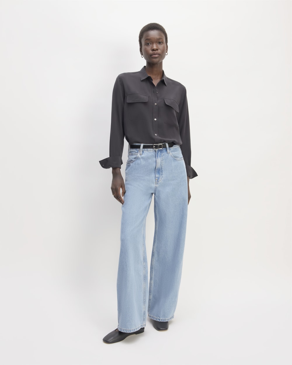 The Utility Shirt in Washable Silk in Black — detail view