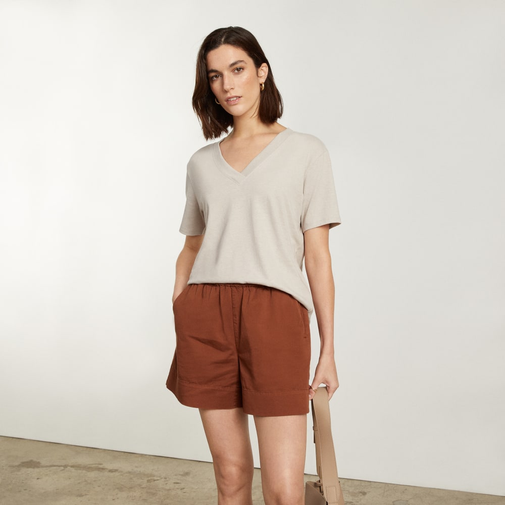 The Vintage V-Neck Hemp Tee in Moonlit Cloud — detail view