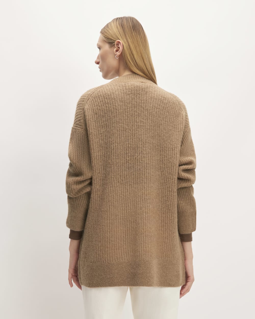 The Alpaca Oversized Cardigan in Tiger's Eye — detail view