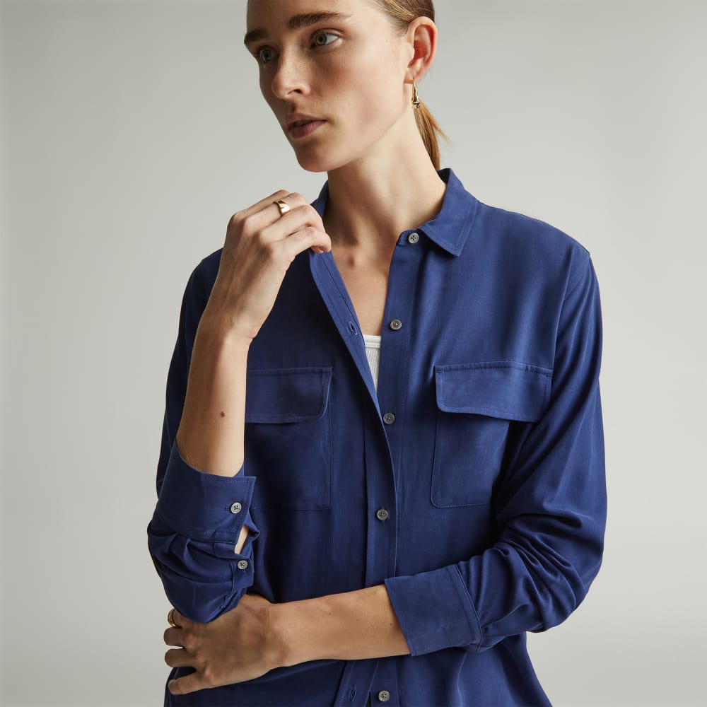 The Washable Silk Relaxed Shirt in Ocean Cavern — detail view