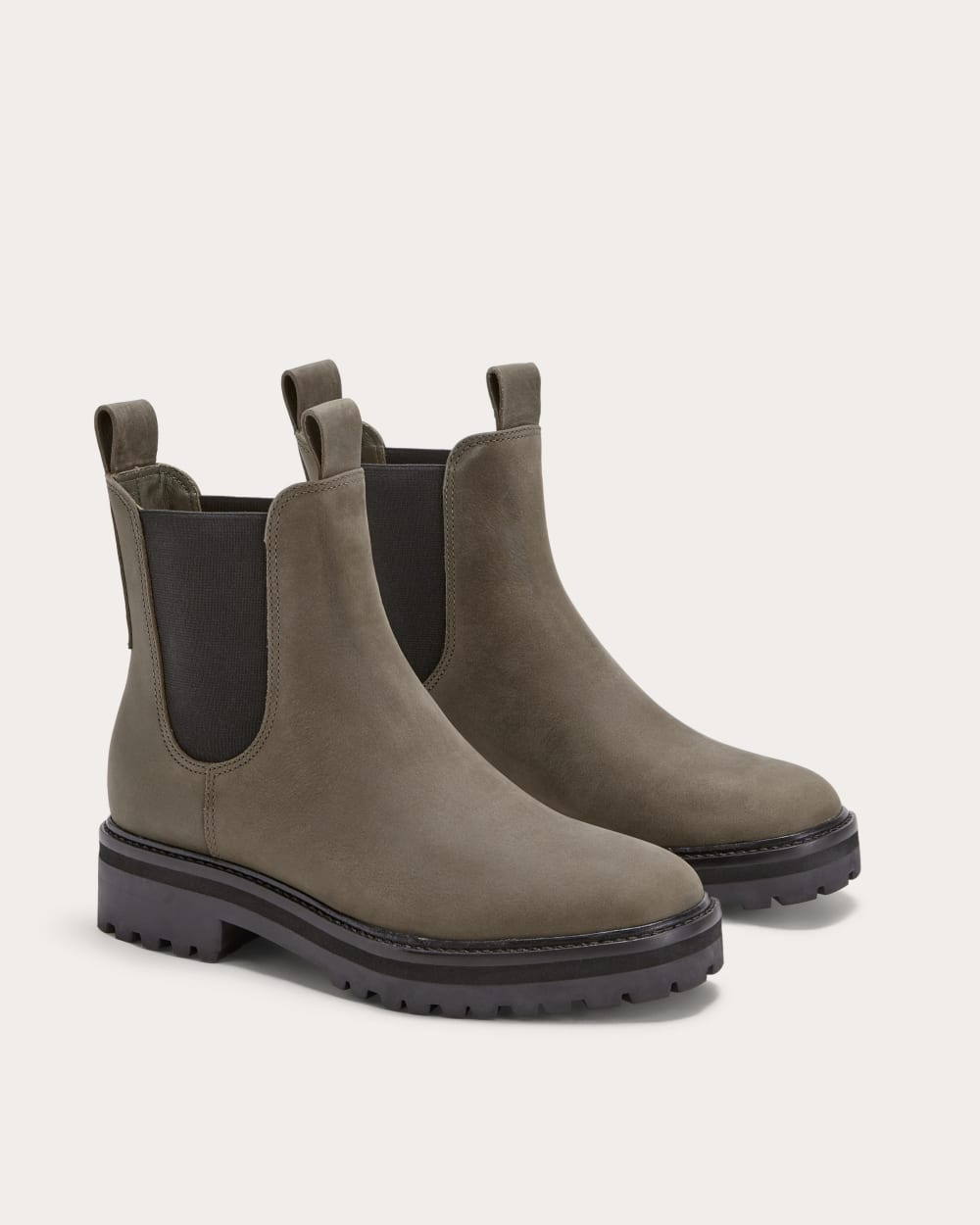 The Lug Chelsea Boot in Vintage Fossil Brown — alternate view