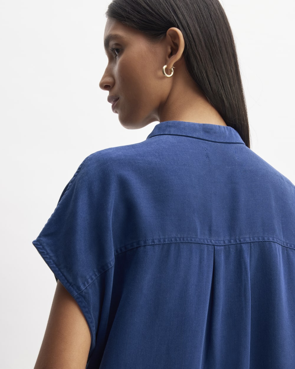 The TENCEL™ Easy Workwear Dress in Bellwether Blue — detail view