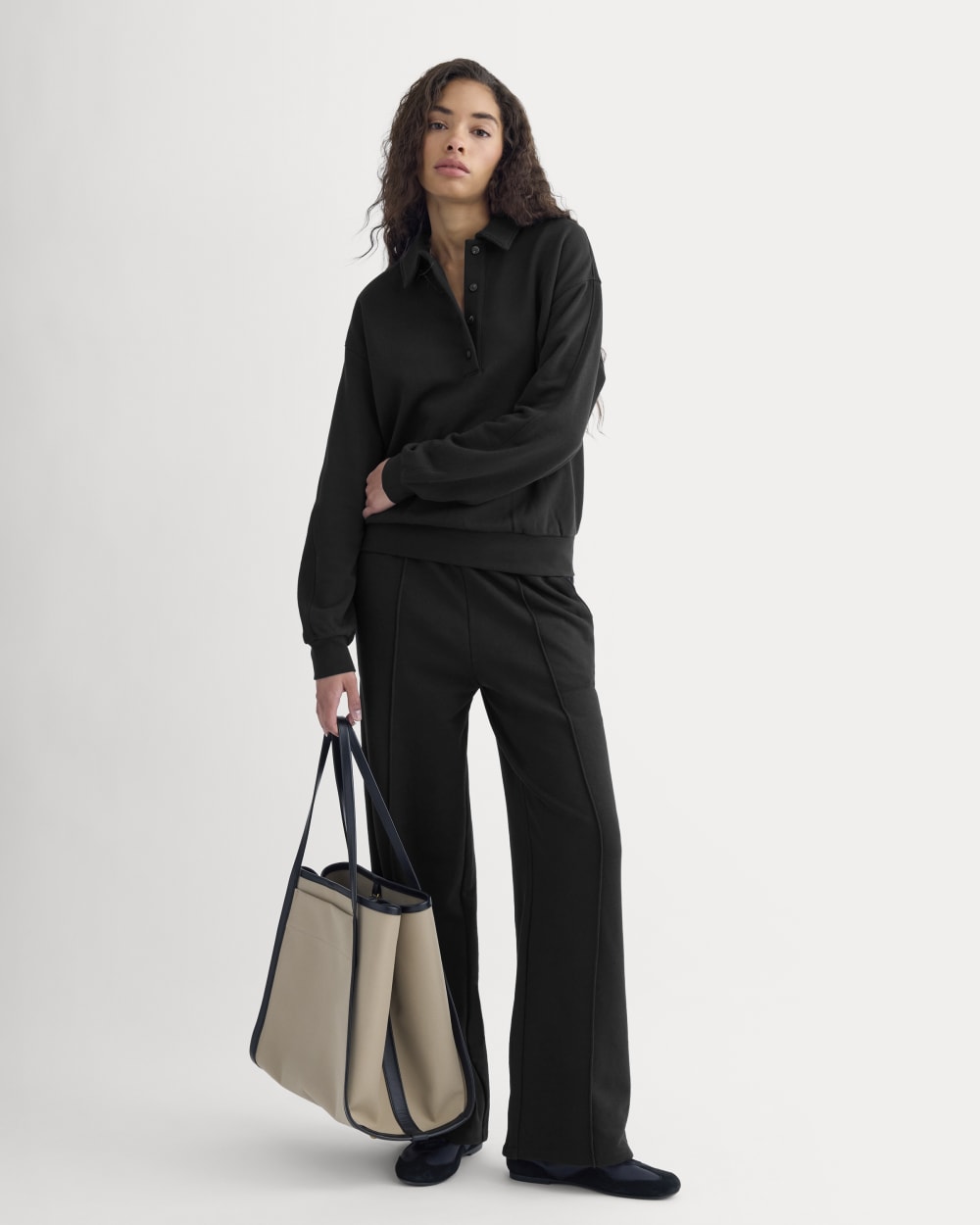 Lightweight Terry Pintuck Sweatpant in Black — detail view