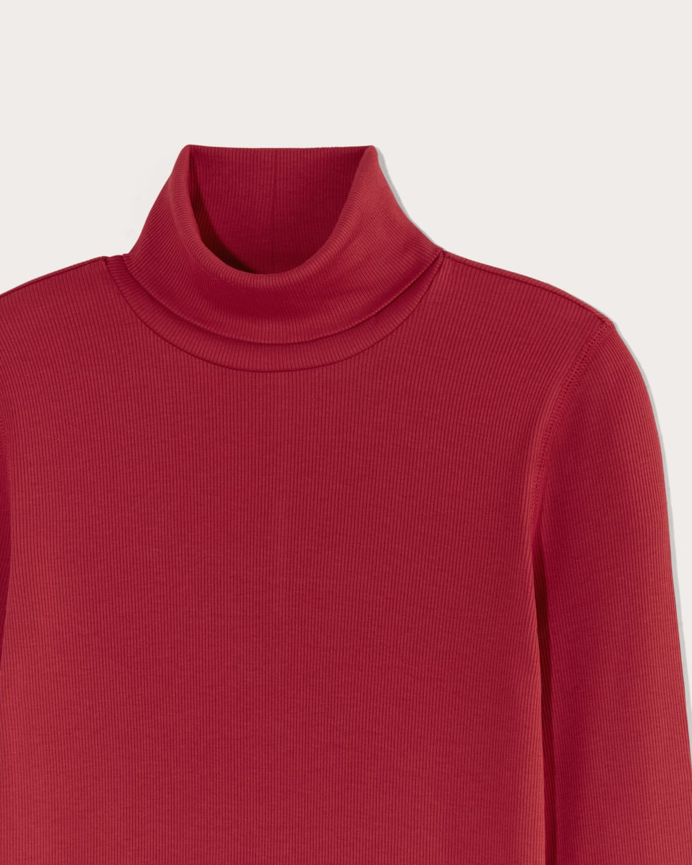 The Luxe Rib Turtleneck in Berry Red — detail view