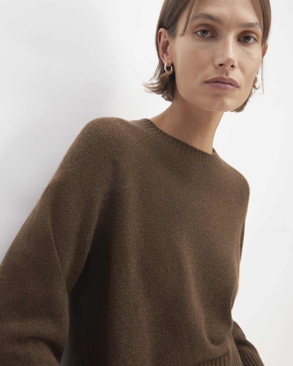 The Boxy Crew in Cashmere in Heather Cocoa — detail view