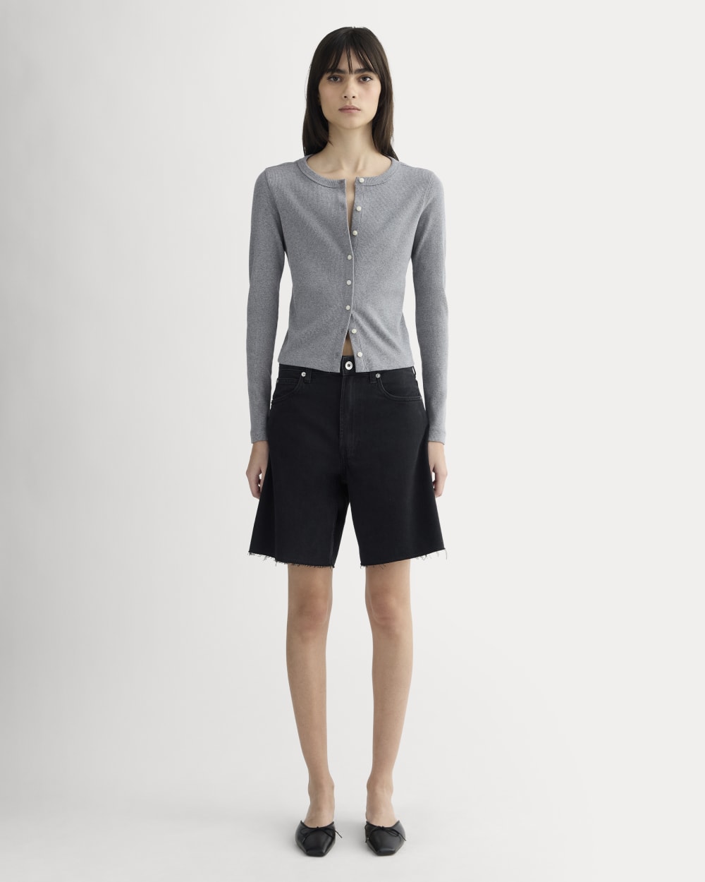 The Selfie Cardigan in Mid Heather Grey — detail view