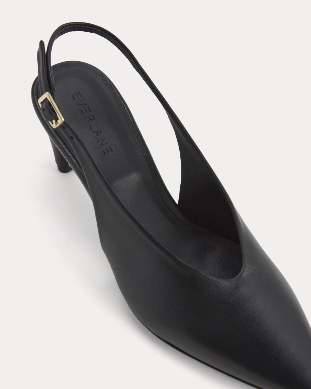 Pointed-Toe Slingback Heel in Black Leather — detail view
