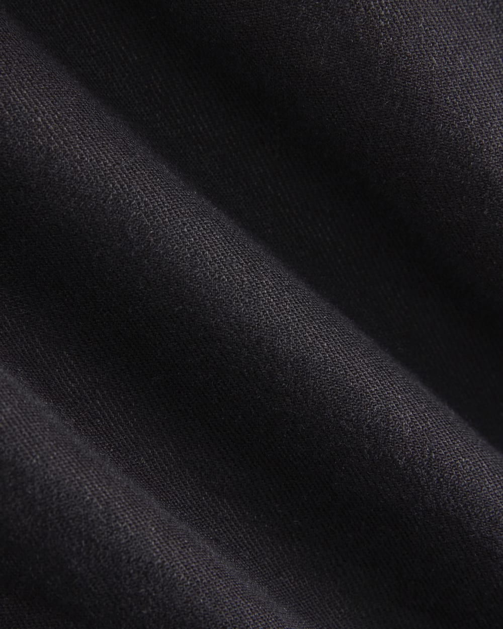 Square Tank in Stretch Linen in Black — detail view