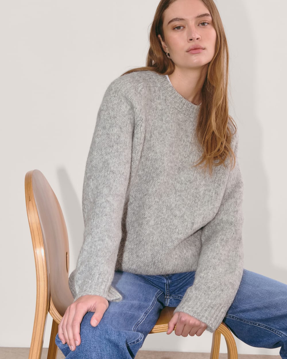 The Relaxed Crew in Cloud in Heather Grey — detail view