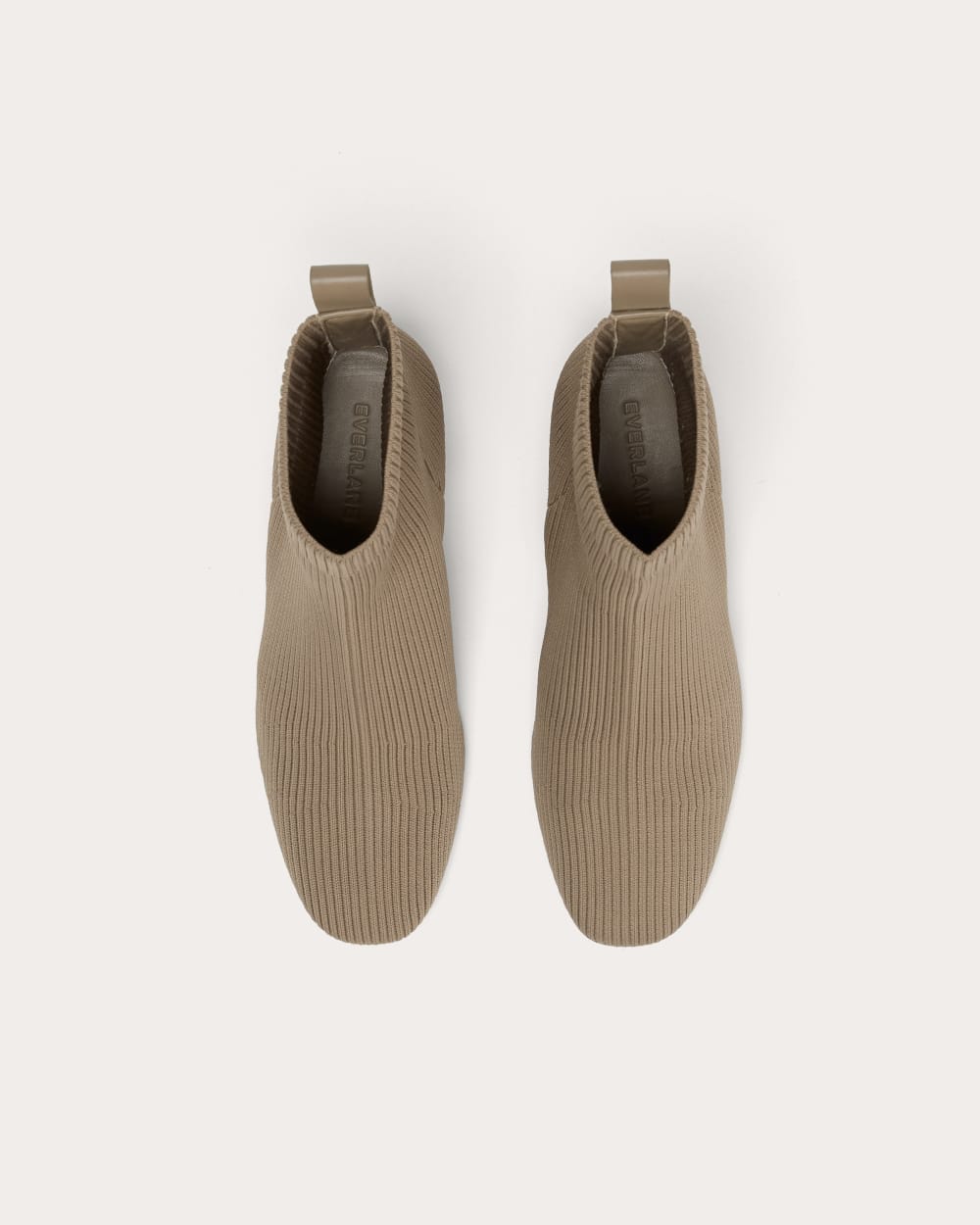 The Glove Boot in Tan Mocha — detail view