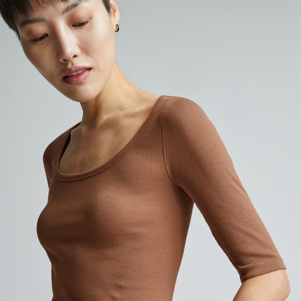 The Luxe Micro-Rib Scoop-Neck Tee in Carob Brown — detail view