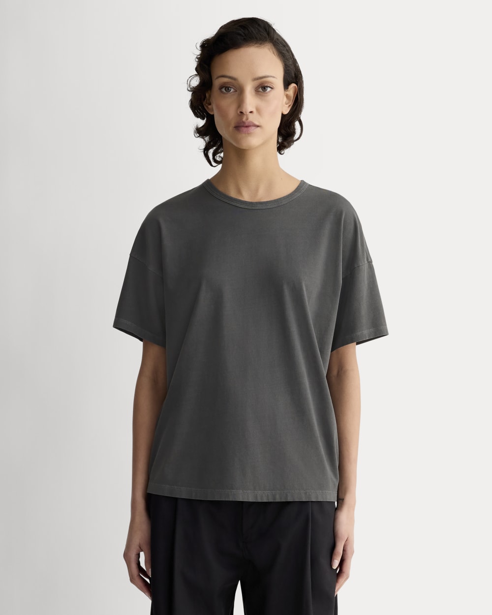 The Boyfriend Tee in Essential Cotton in Black — front view
