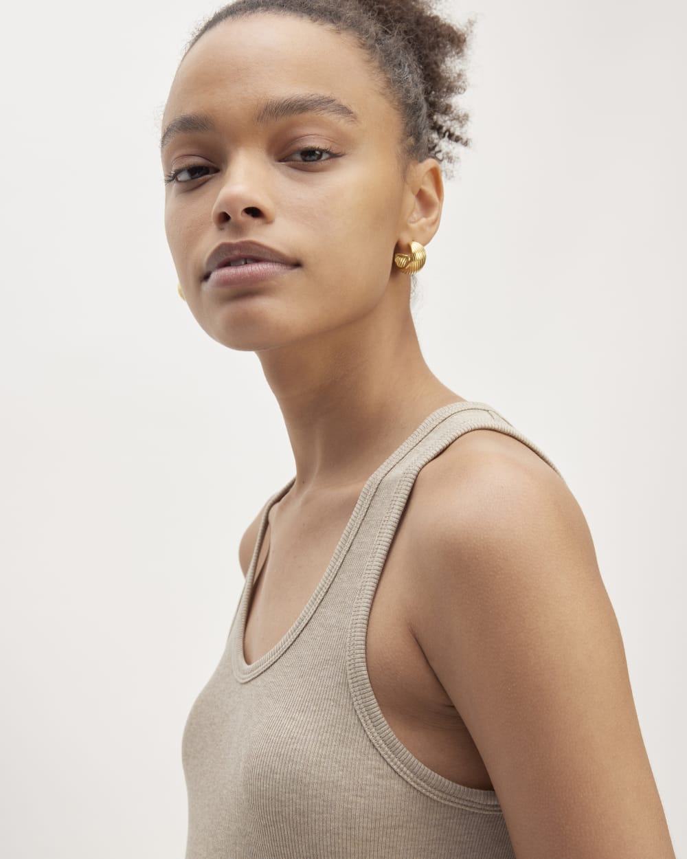 The Luxe Rib Tank in Heathered Tan — detail view