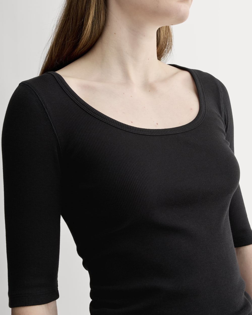 The Luxe Rib Scoop-Neck Tee in Black — detail view