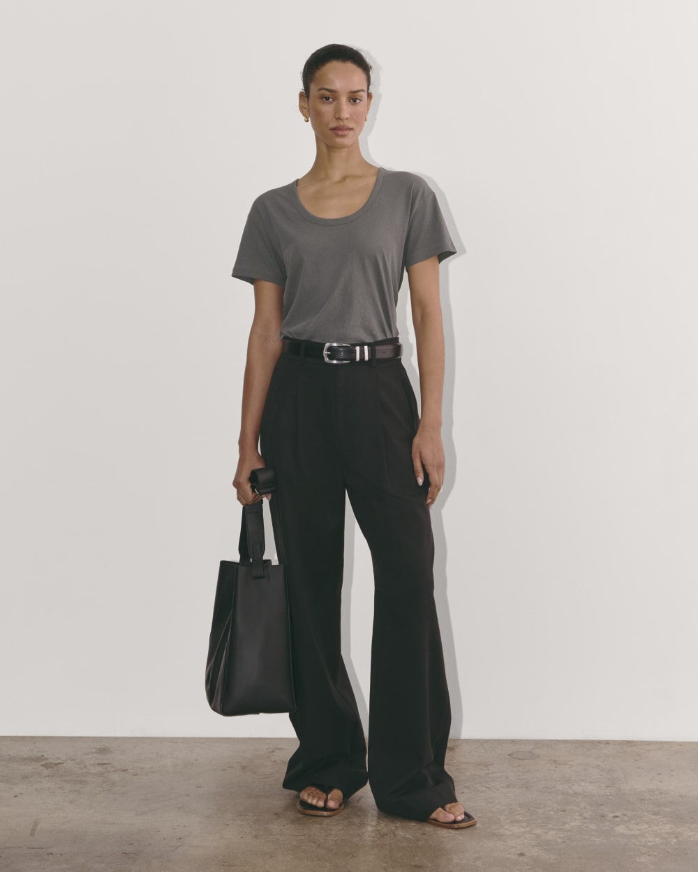 The Air Scoop-Neck Tee in Graphite — detail view