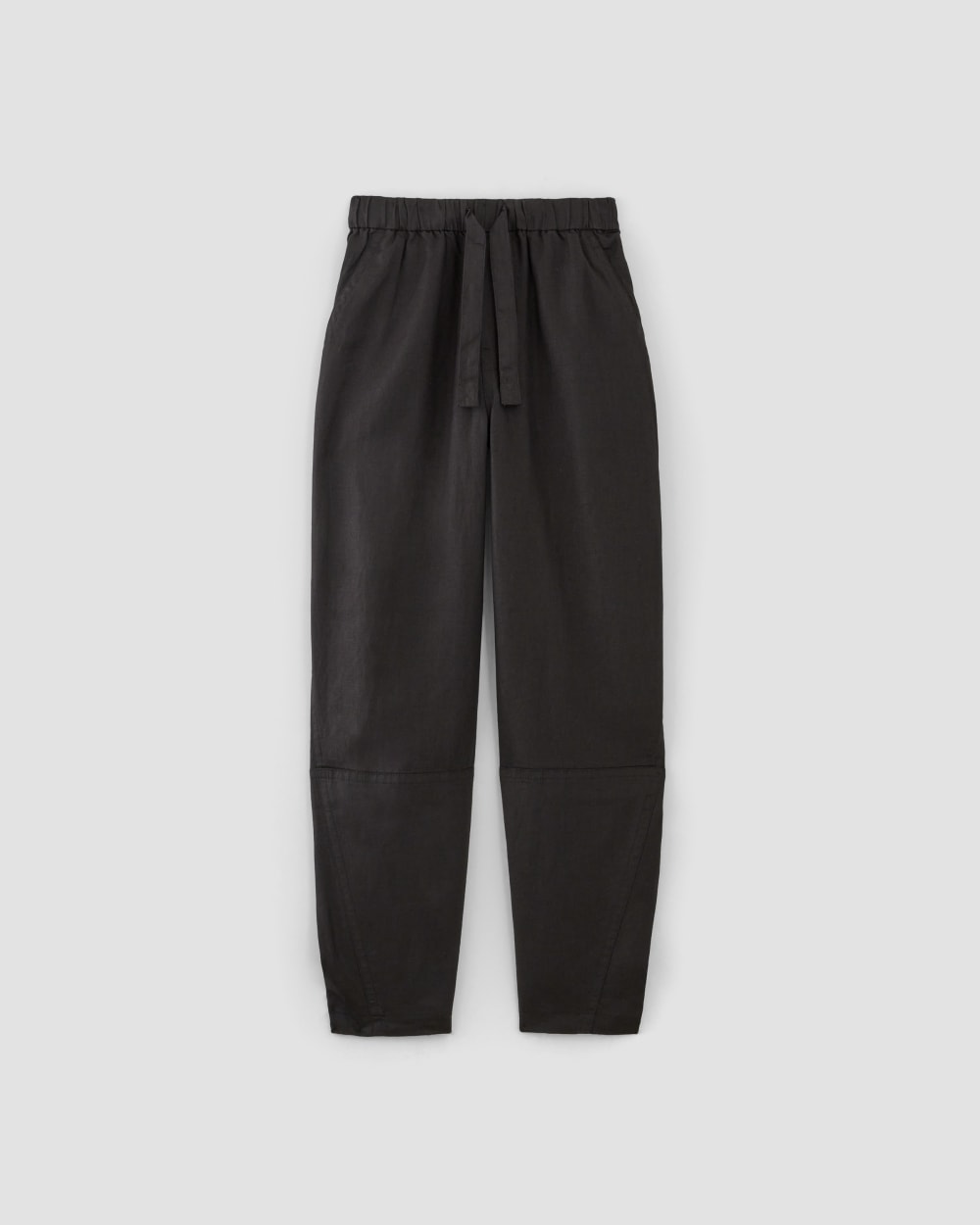 The Linen Pull-On Barrel Pant in Black — alternate view