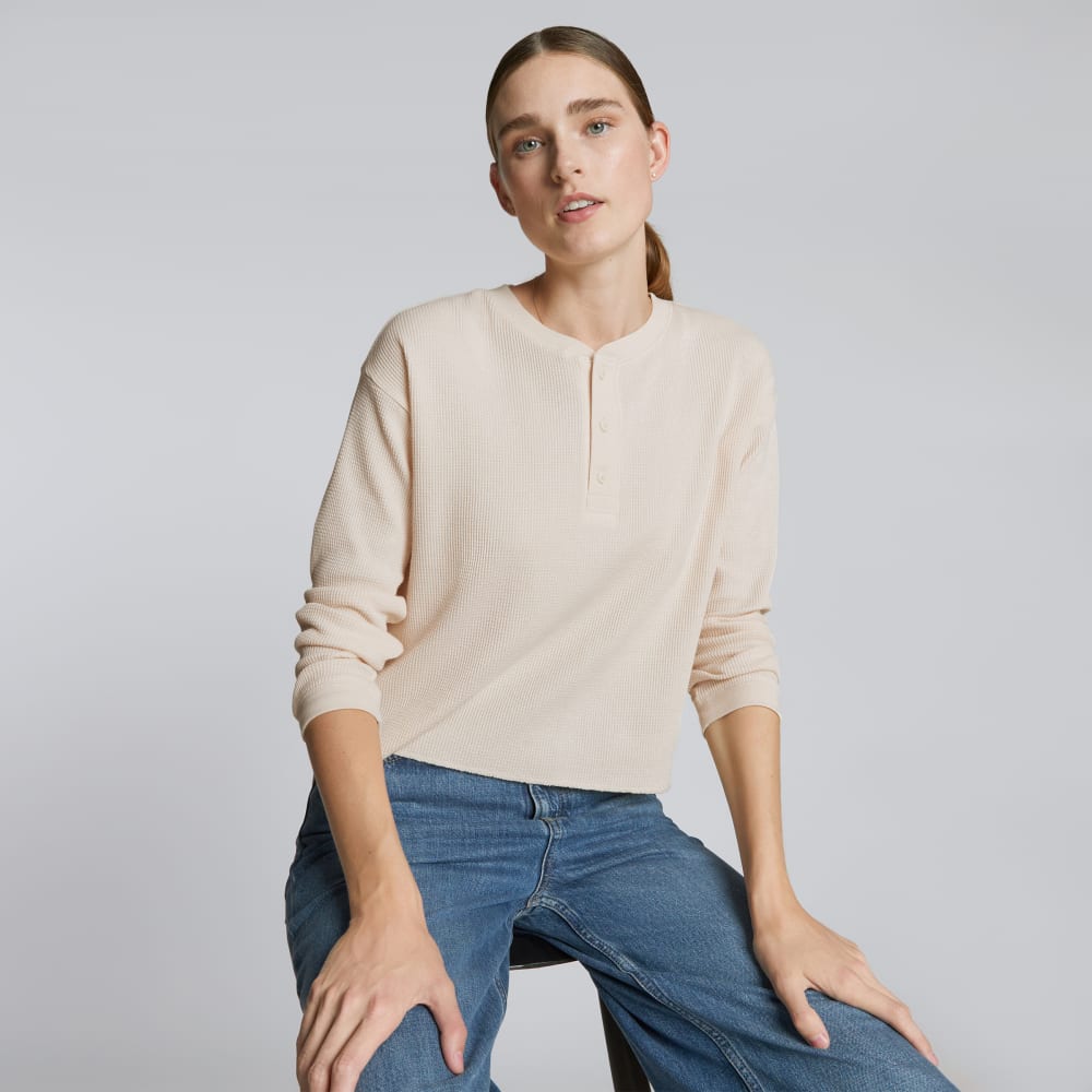 The Organic Cotton Waffle Henley in Brazilian Sand — detail view