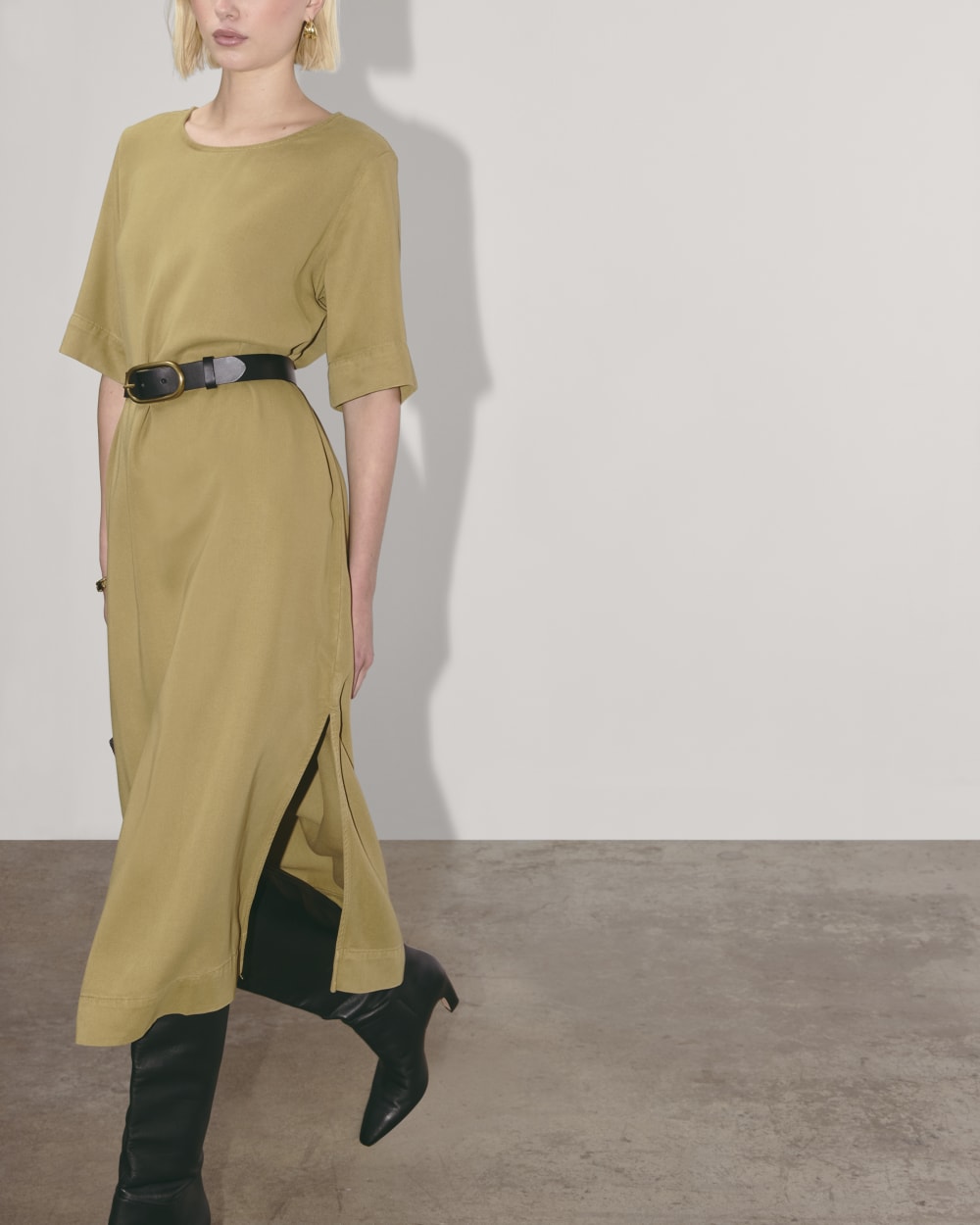 The Relaxed T-Shirt Dress in Buttersoft in Fennel Seed — detail view