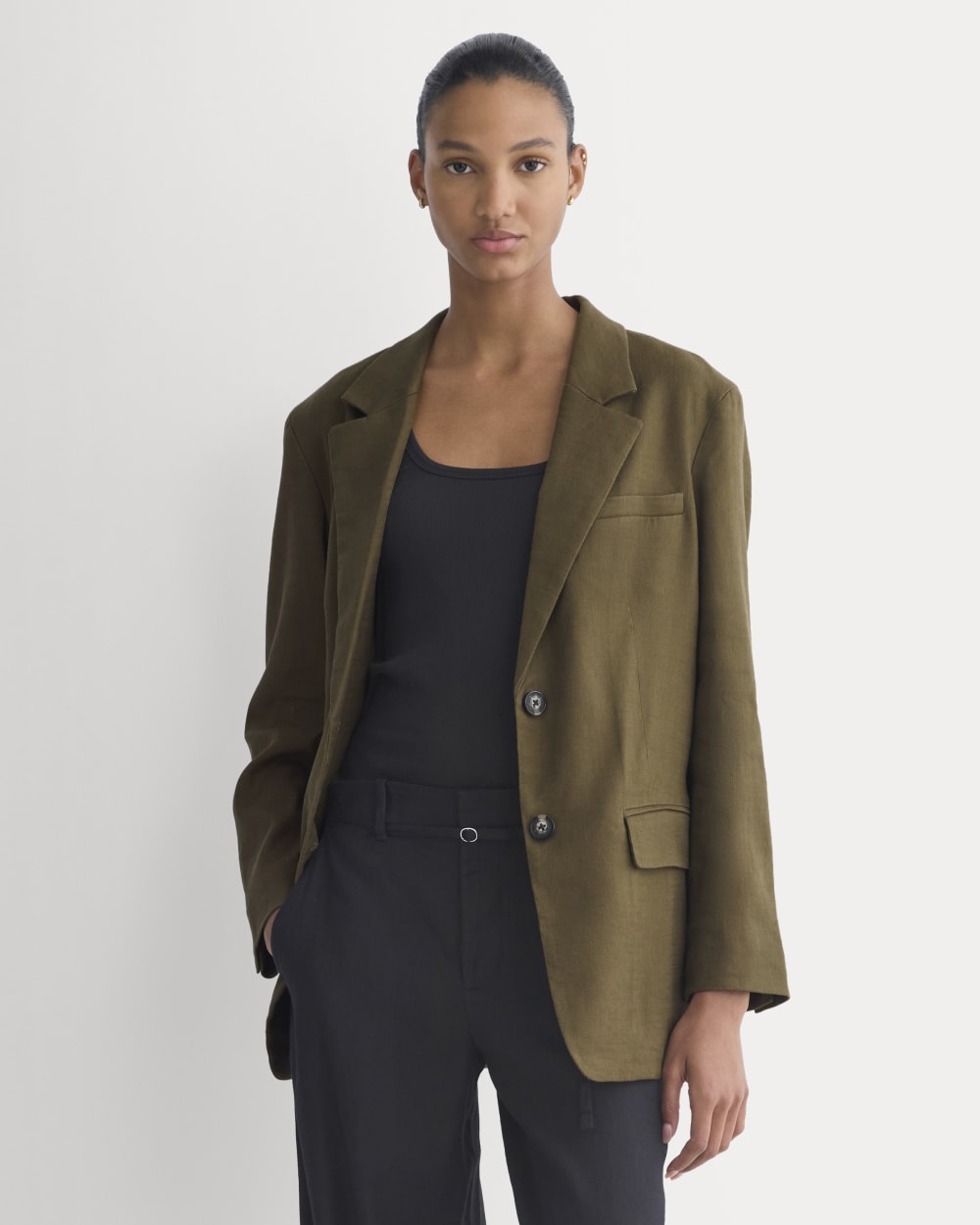 The Oversized Blazer in Stretch Linen in Beech — front view