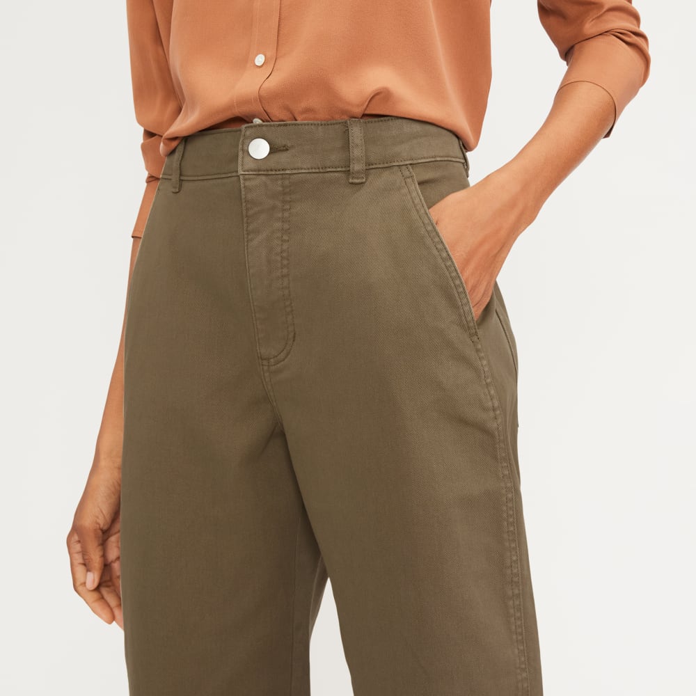 The Utility Barrel Pant in Dark Moss — detail view