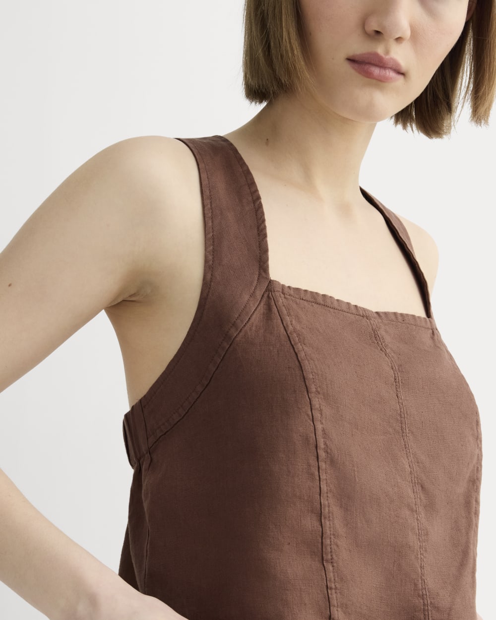 The Crossback Tank in Linen in Cedarwood — detail view