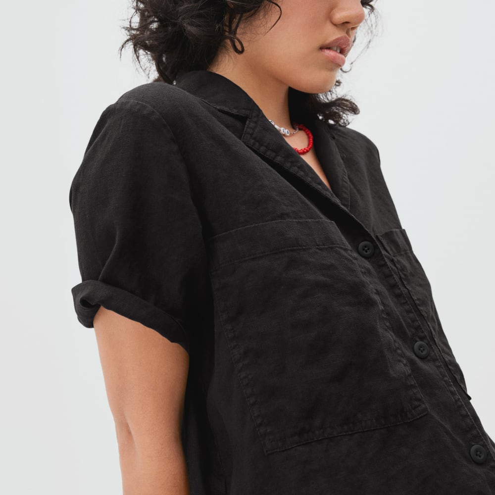 The Linen Workwear Dress in Black — detail view