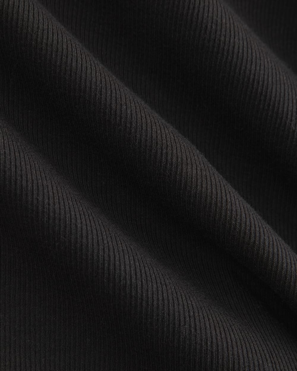 Luxe Rib Side Snap Tank in Black — detail view