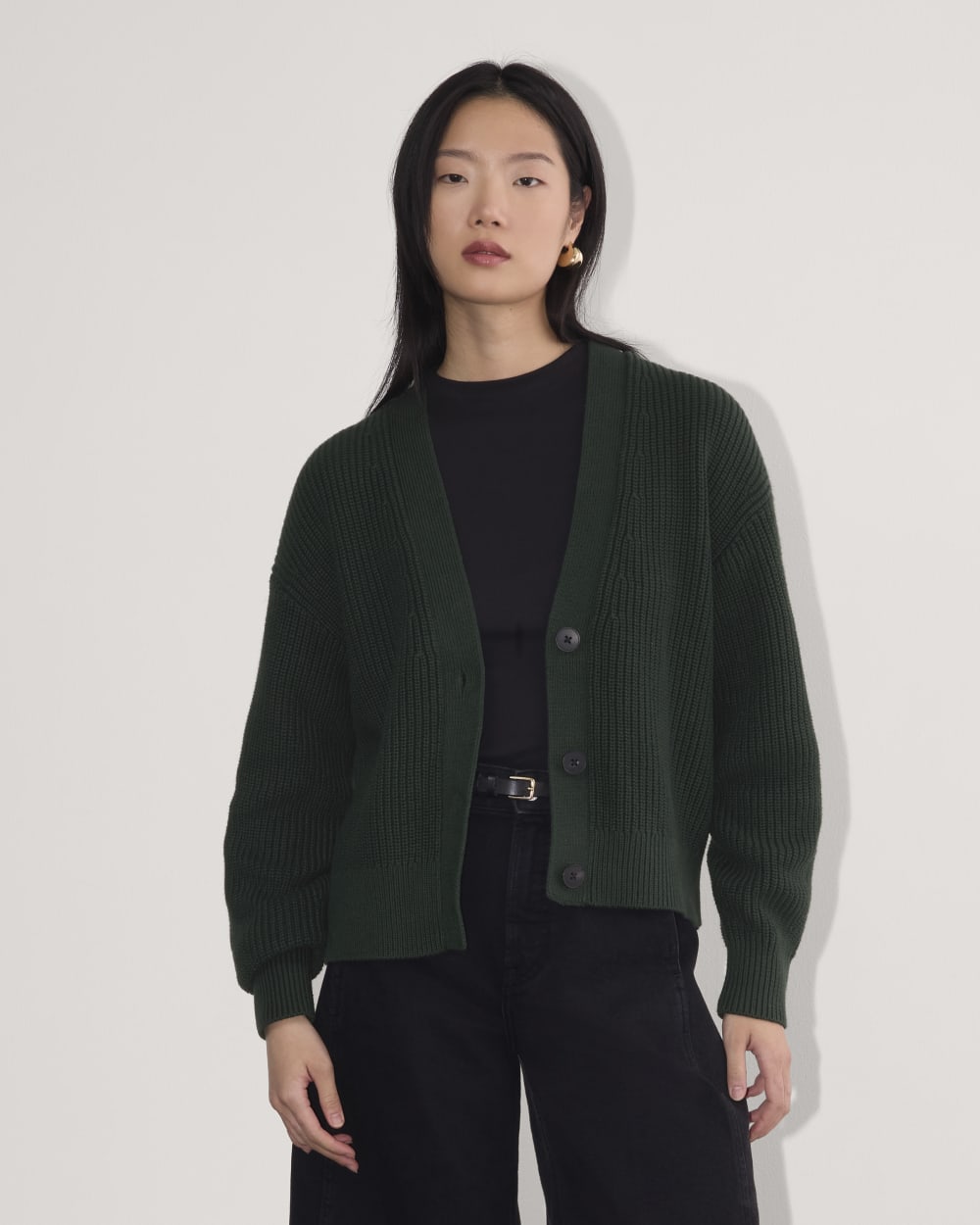 The Boxy Cardigan in Everyday Cotton in Scarab — front view