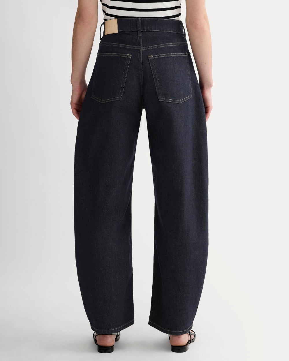 The Way-High® Curve Jean in Pure Blue — detail view