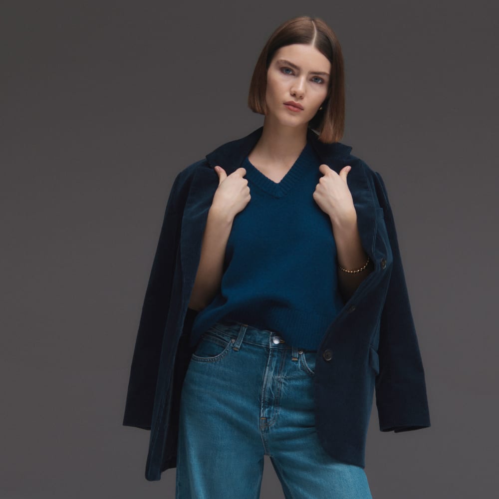 The Corduroy ’80s Blazer in Deep Navy — detail view