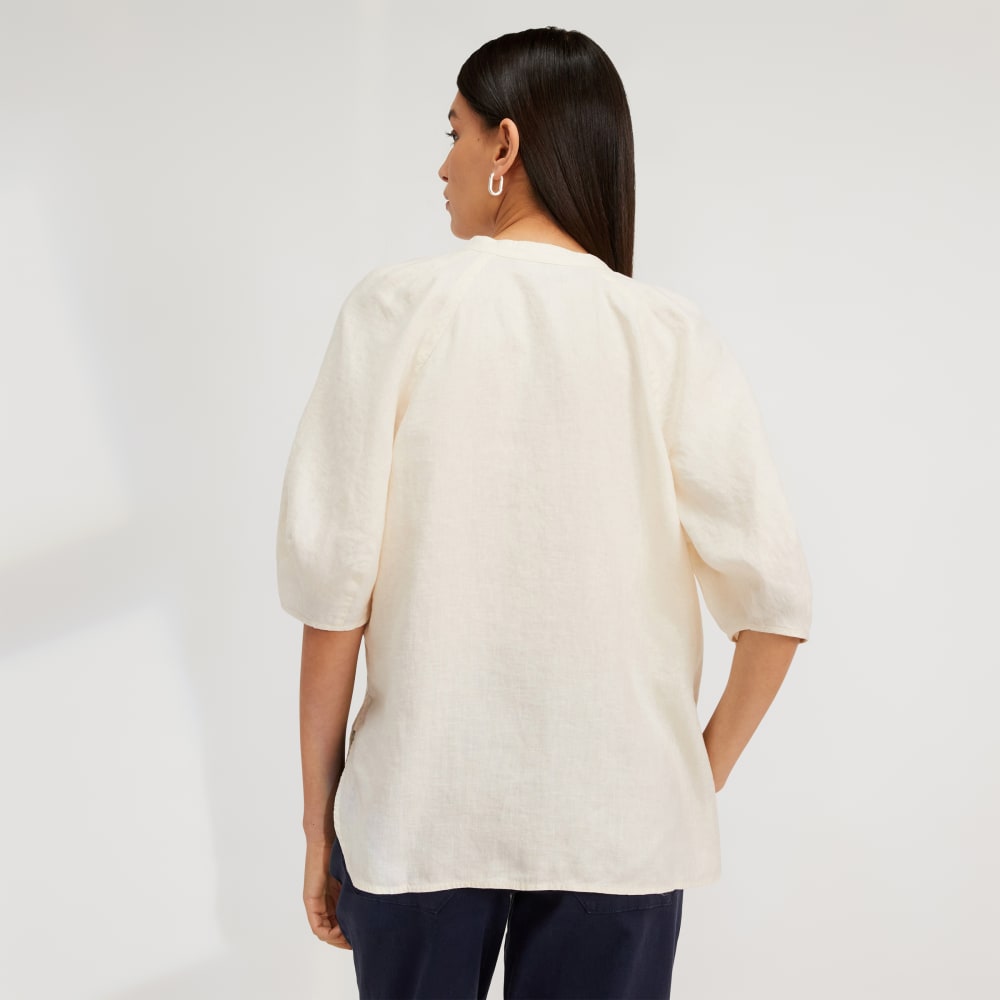The Linen Puff Sleeve Shirt in Canvas — detail view