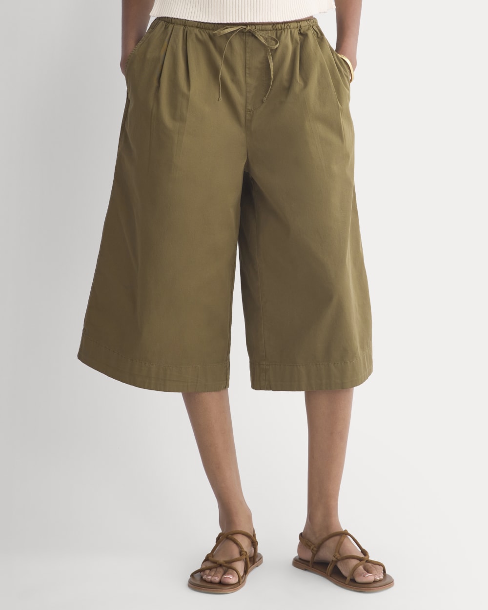 Easy Long Short in Olive — detail view