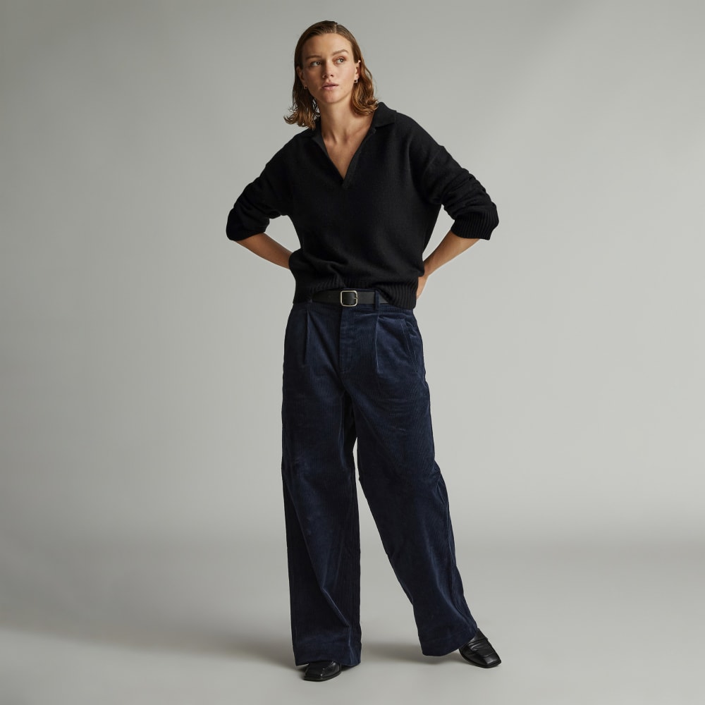 The Cashmere Polo in Black — detail view