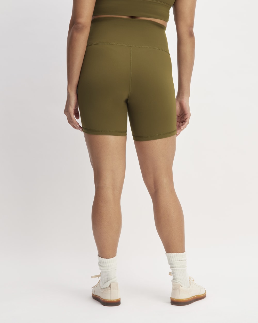 The Perform Bike Short in Beech — detail view