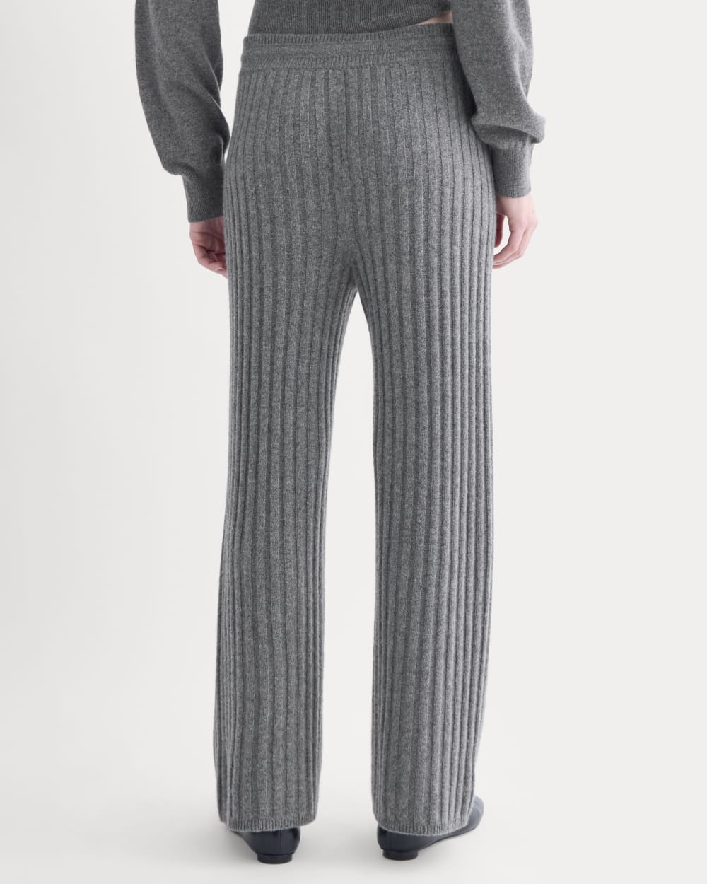 Straight-Leg Pant in Wool Cashmere in Heather Charcoal — detail view