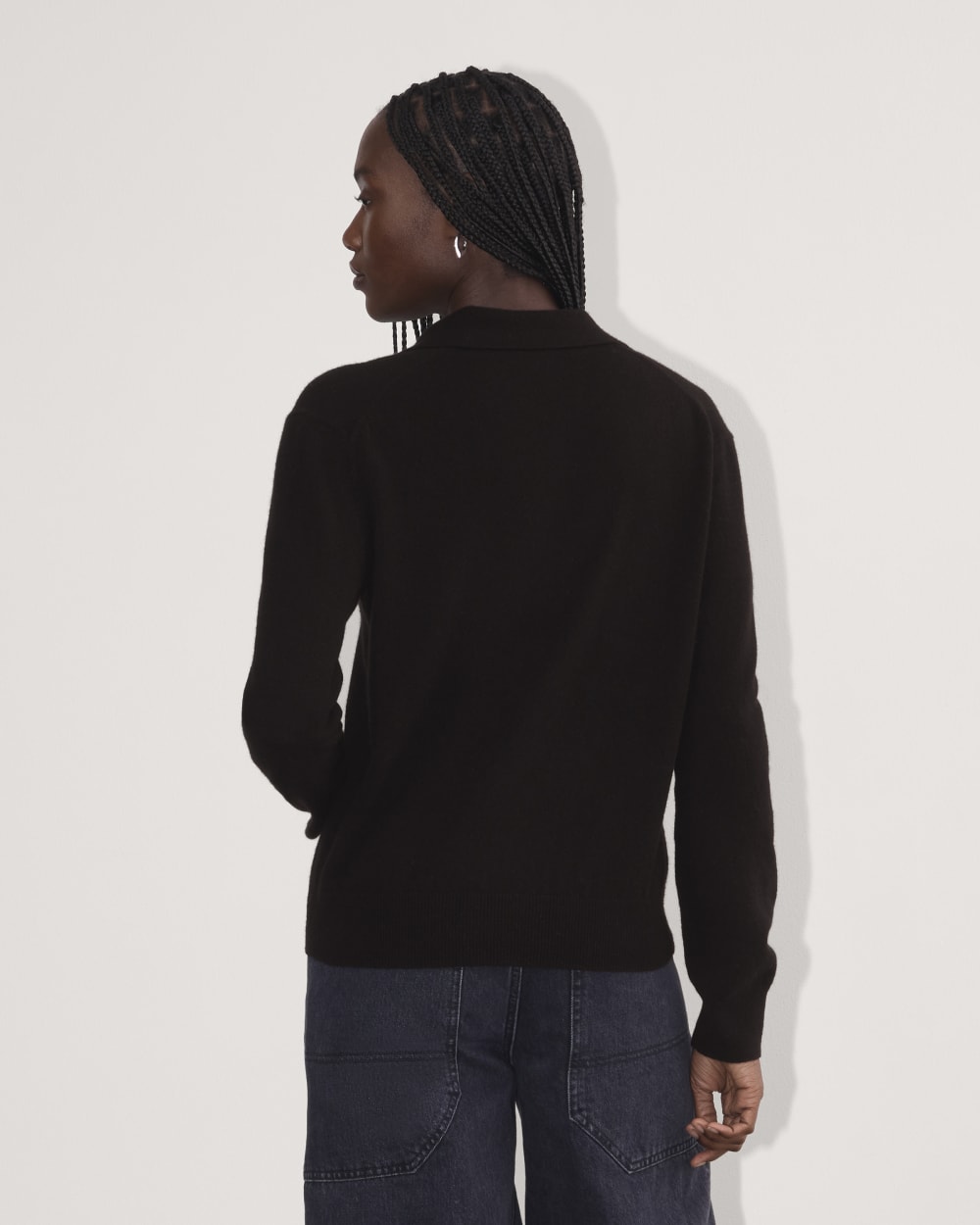 The Classic Polo in Cashmere in Black — detail view