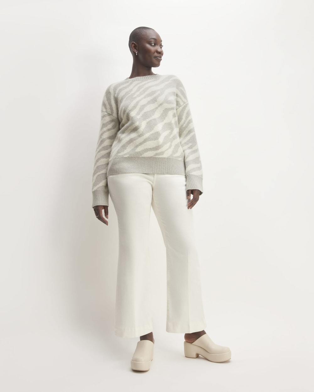The Alpaca Tiger Jacquard Crewneck in Heathered Grey / Snow — detail view