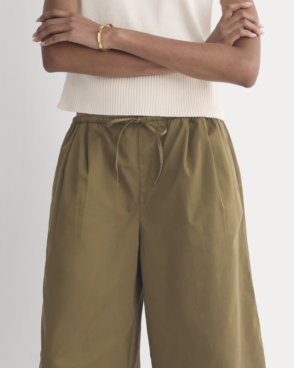 Easy Long Short in Olive — detail view