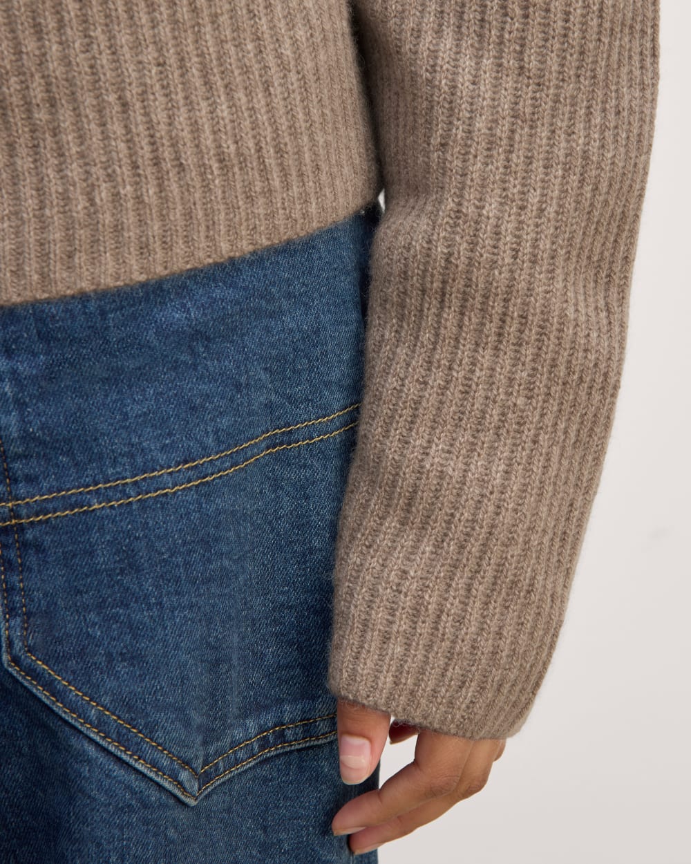 The Fisherman Turtleneck in Wool Cashmere in Oatmeal — detail view