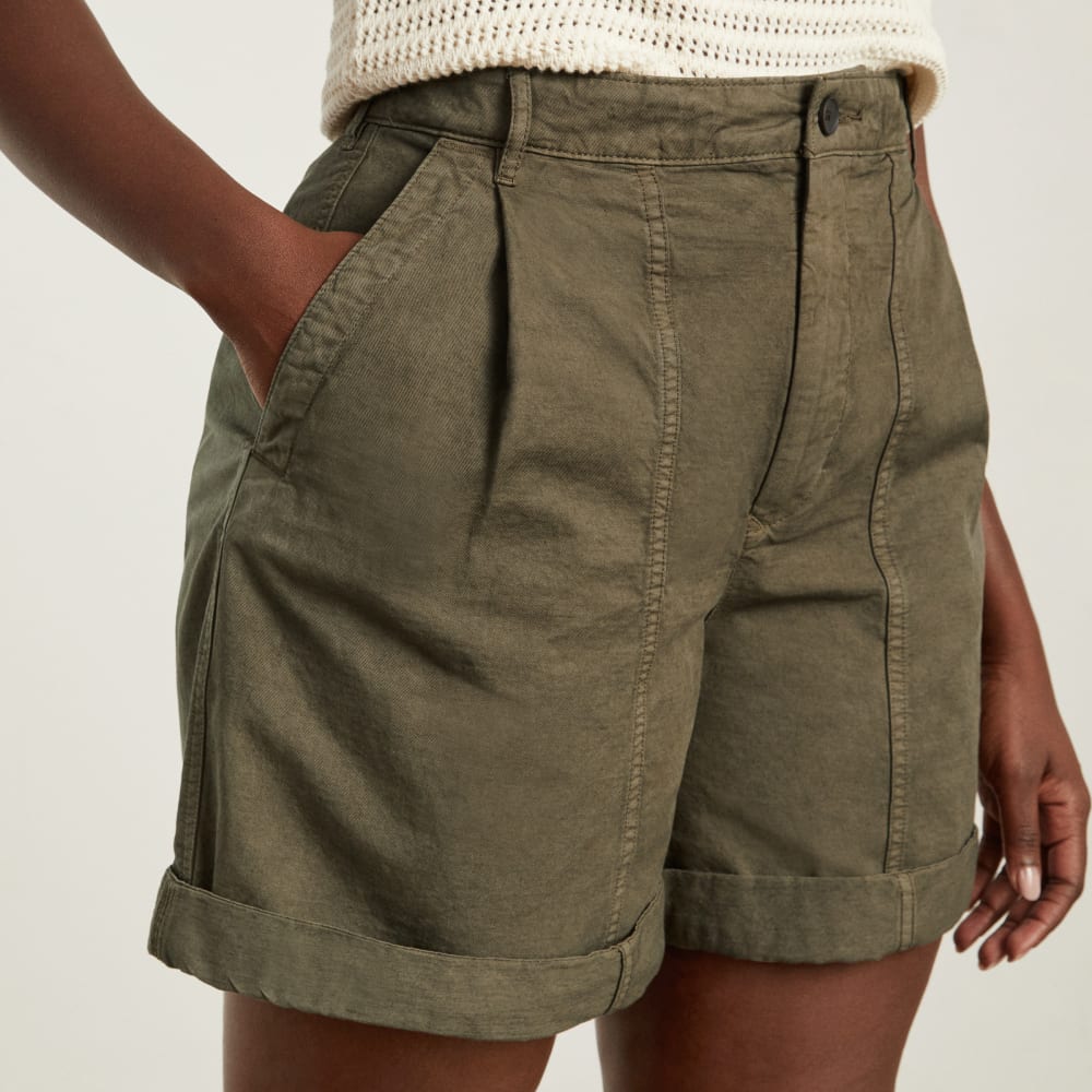 The Tourist Short in Beech — detail view