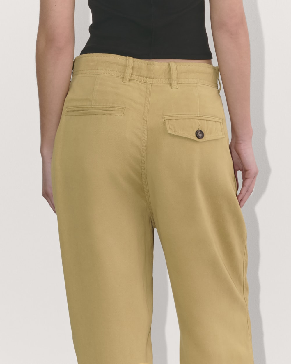 The Chino in Buttersoft in Classic Khaki — detail view