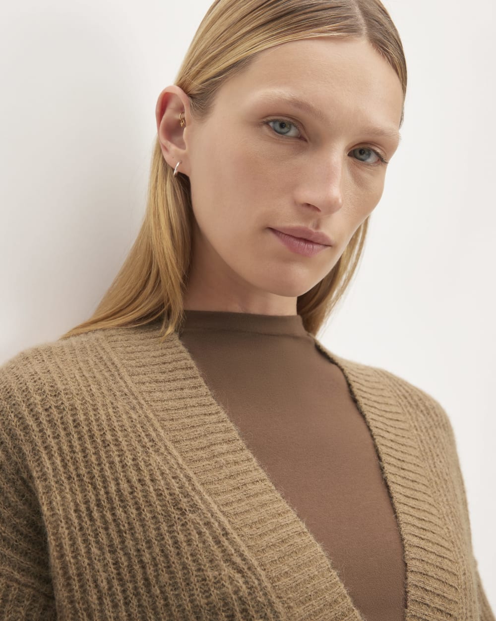 The Alpaca Oversized Cardigan in Tiger's Eye — detail view