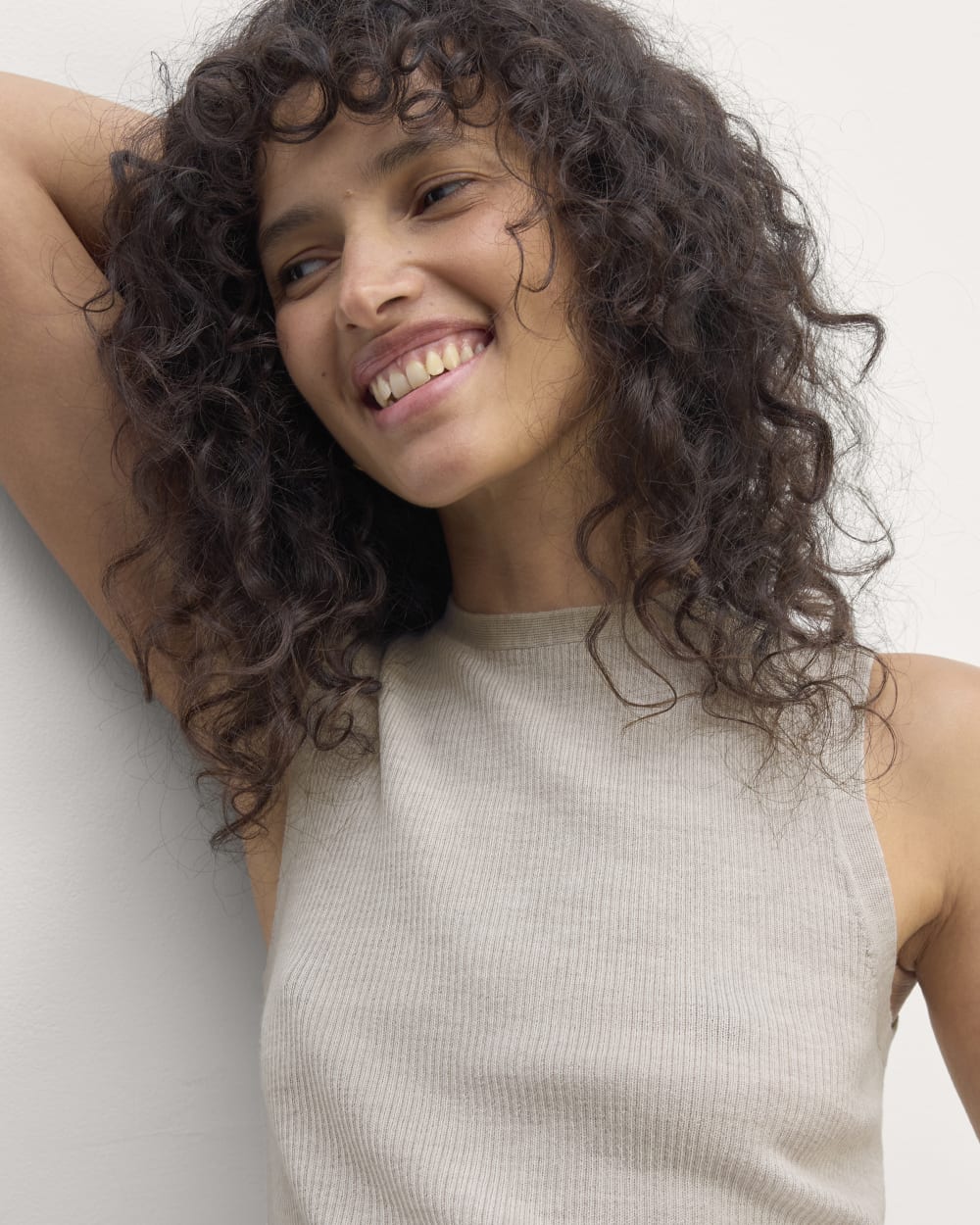 The Tank in Ultrasoft Merino in Heather Oatmeal — detail view