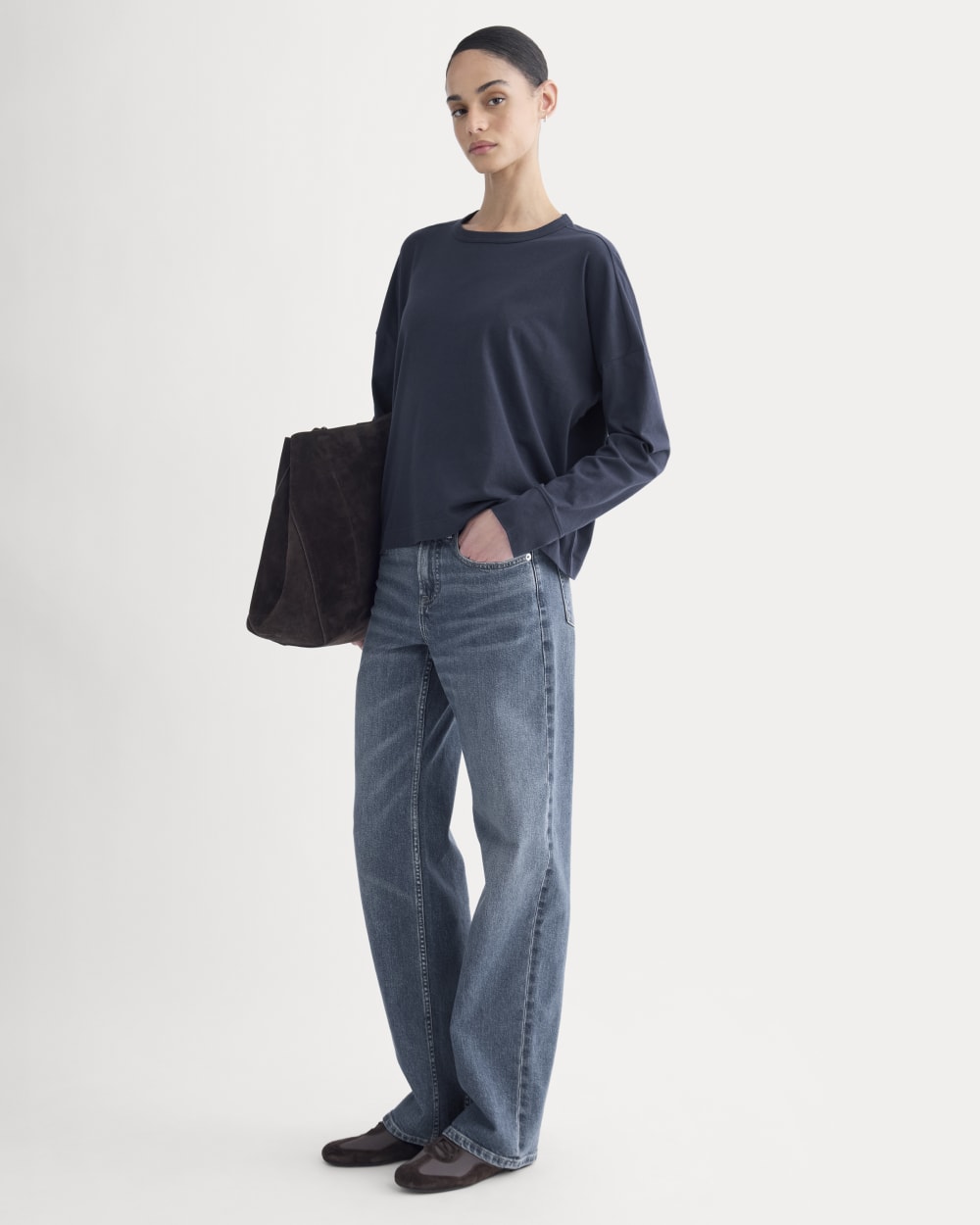 Oversized Boxy Crew in Essential Cotton in Deep Navy — detail view