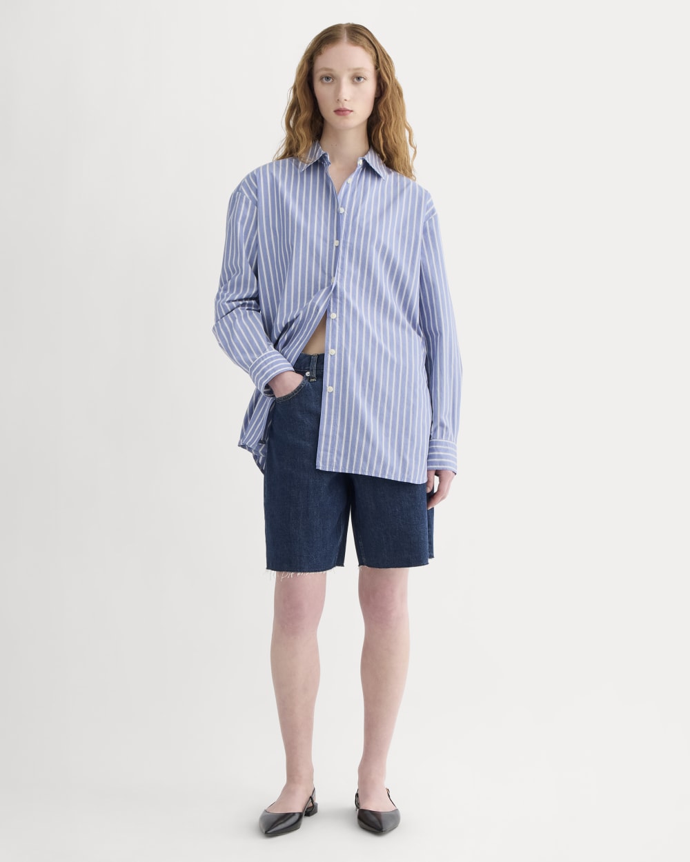 The Boyfriend Shirt in Ultrasoft Cotton in Dutch Blue / Bone — detail view