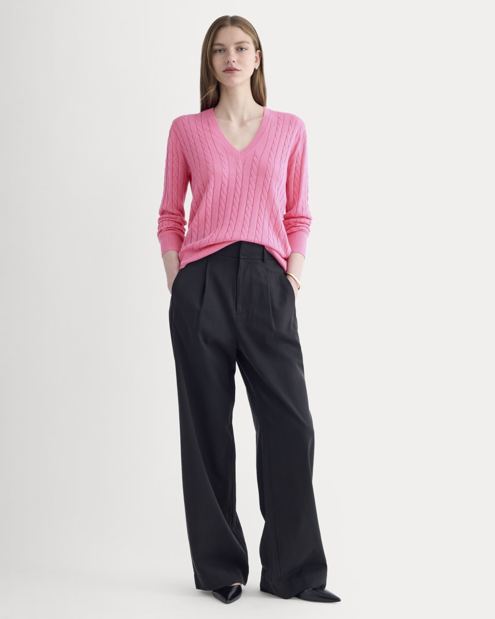 The Cable V-Neck in Cotton Cashmere in Deep Pink — detail view
